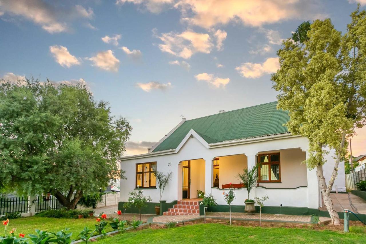 Ravenscliff Villa Oudtshoorn Dış mekan fotoğraf